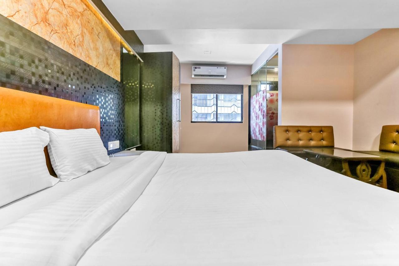 Oyo Flagship 83396 Hotel Vinyasa Residency Mumbai Dış mekan fotoğraf