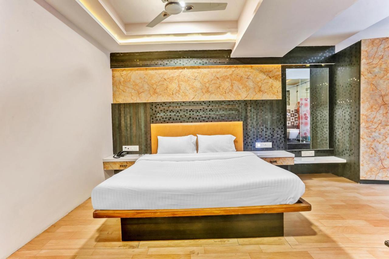 Oyo Flagship 83396 Hotel Vinyasa Residency Mumbai Dış mekan fotoğraf